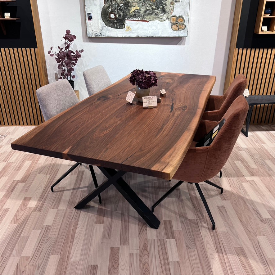 PLANKEBORD | FRANSK VALNØD MED NATURKANT | 220CM X 100CM CA.
