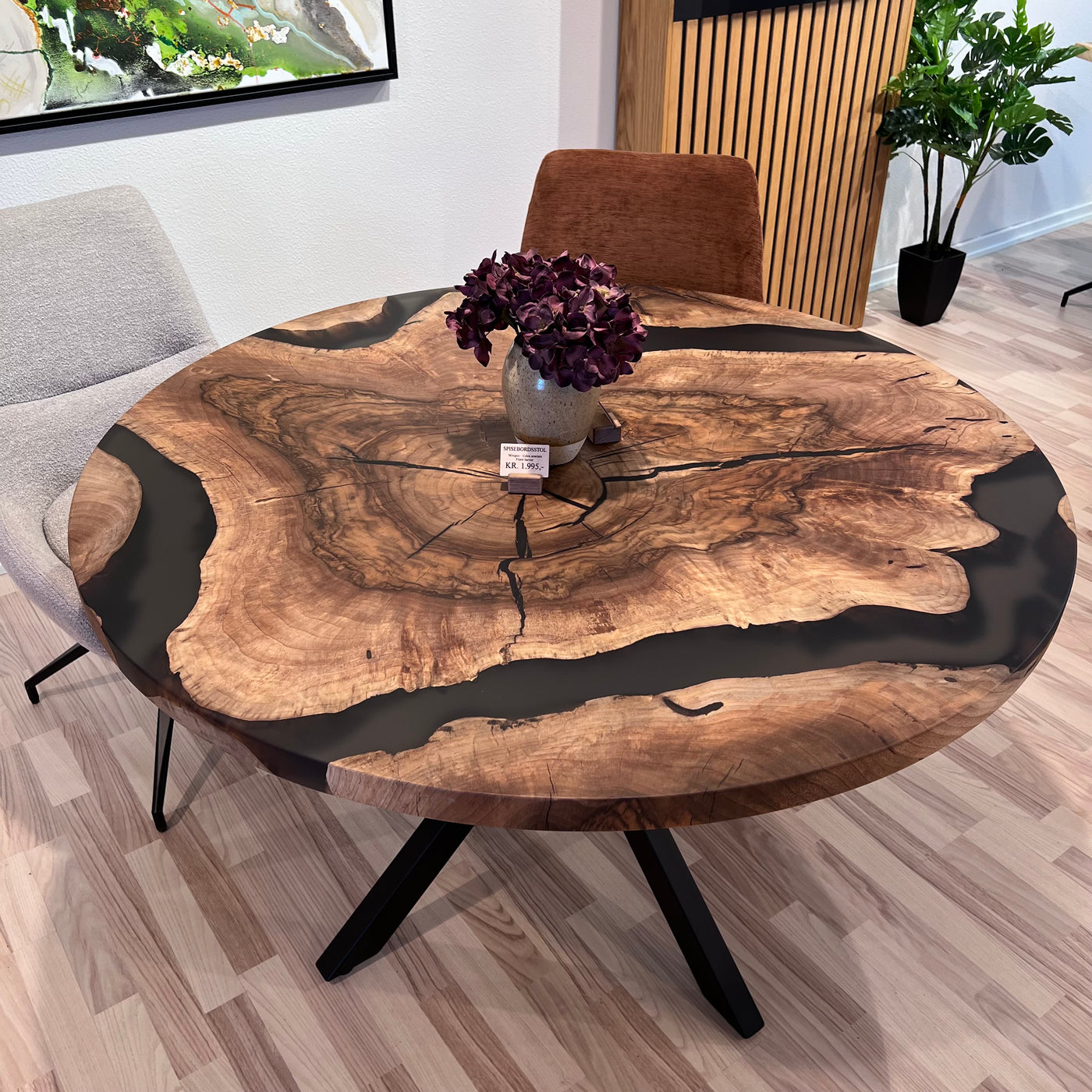 > INSPIRATIONSBORD < | SPISEBORD | FRANSK VALNØD M/EPOXY |  Ø120CM