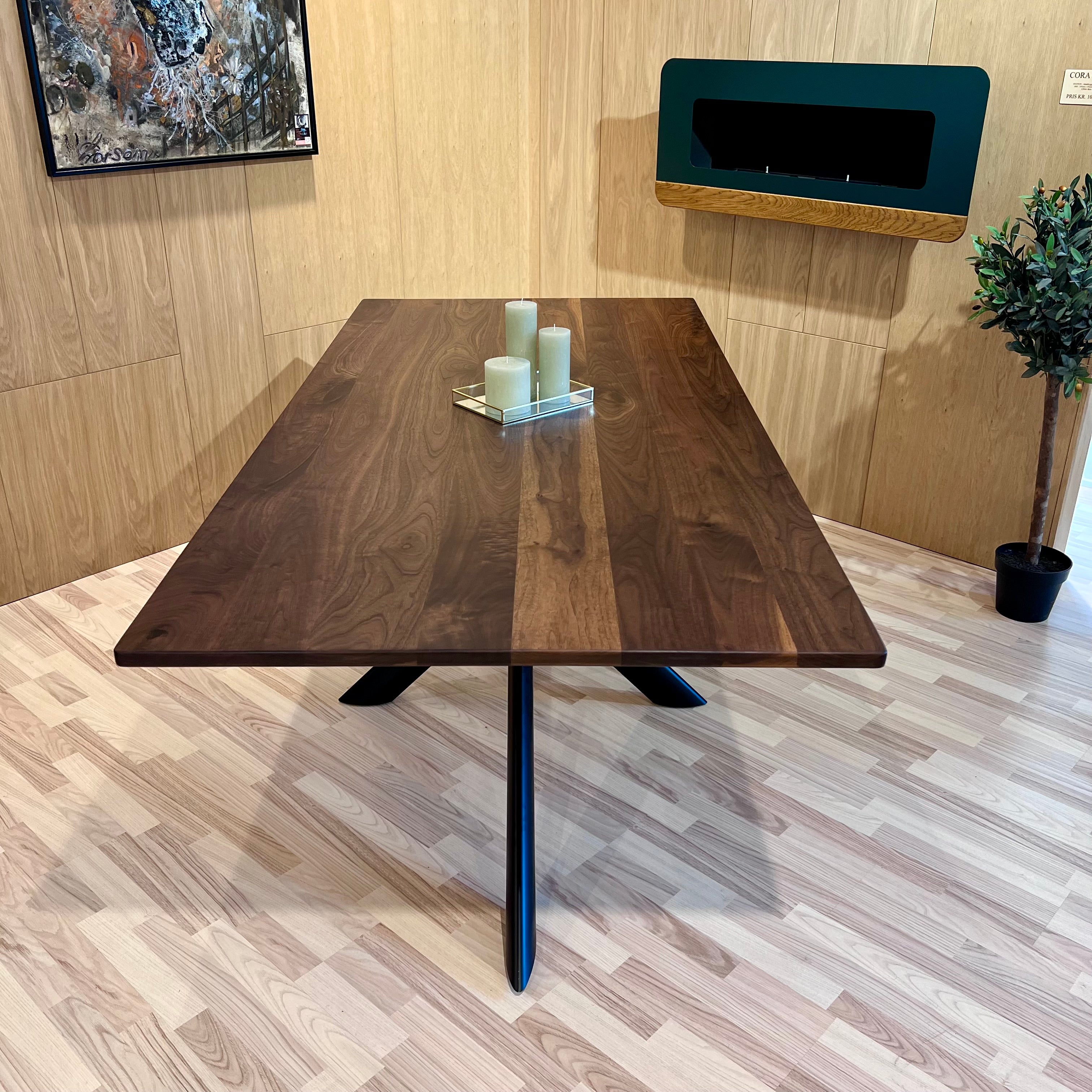 Plankebord | Amerikansk Valnød | 200CM x 100CM – WoodTreats.dk