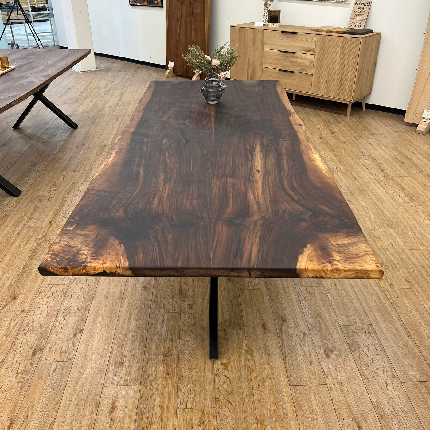 PLANKEBORD | FRANSK VALNØD |  239CM X 98CM Ca.