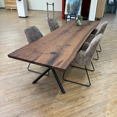 PLANKEBORD | AMERIKANSK VALNØD | 300CM X 86-92CM