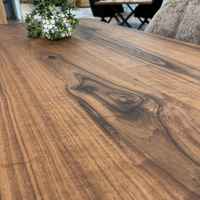 PLANKEBORD | AMERIKANSK VALNØD | 300CM X 86-92CM