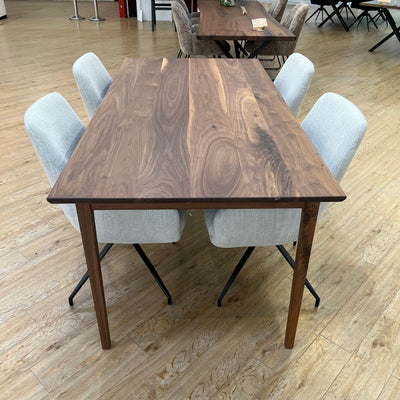 SPISEBORD | AMERIKANSK VALNØD |. 185CM X92cm